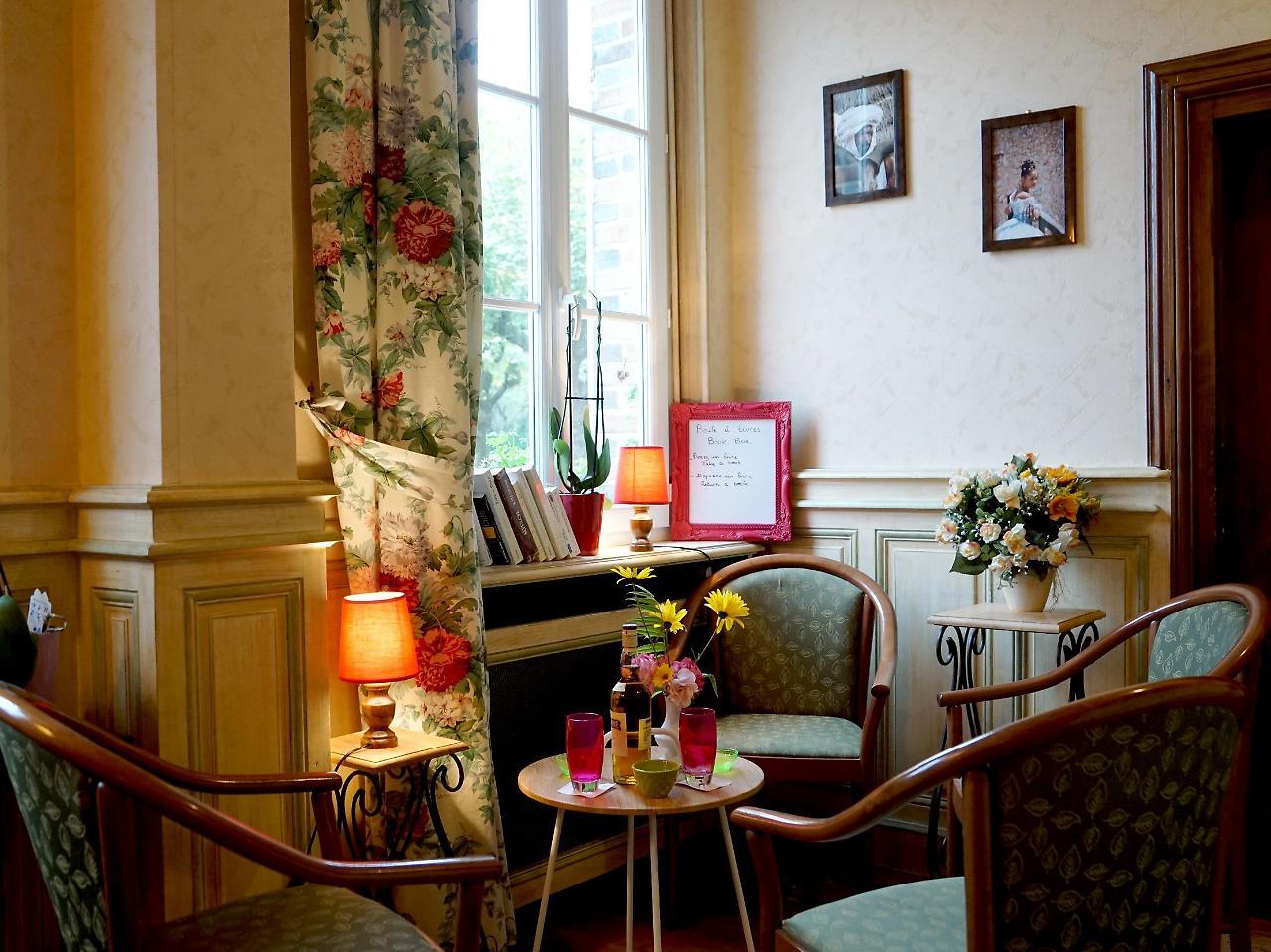 Hôtel Restaurant La Sauldraie Salbris Extérieur photo