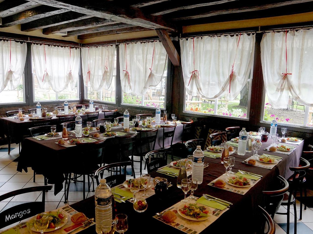 Hôtel Restaurant La Sauldraie Salbris Extérieur photo